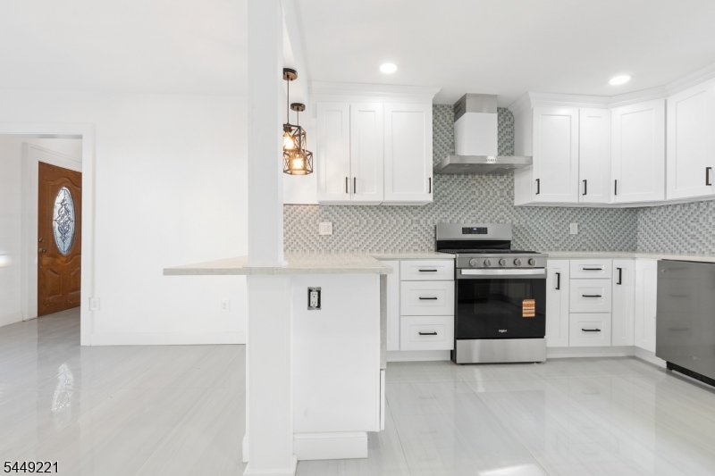 19 Cliffside Trail Denville NJ 07834