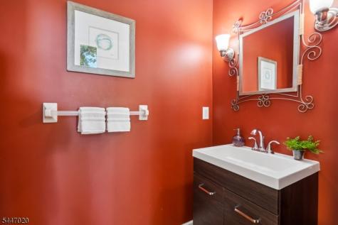7 Coggins Lane West Orange NJ 07052