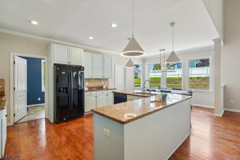7 Coggins Lane West Orange NJ 07052