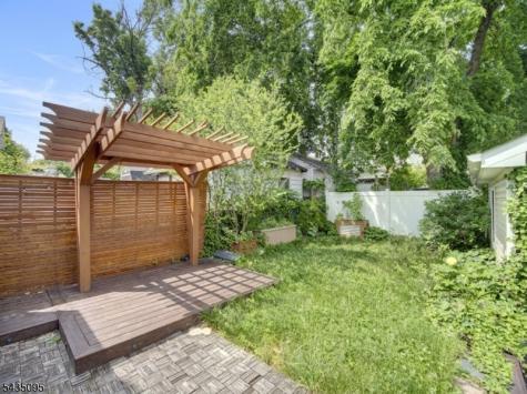 1507 Hiawatha Avenue Hillside NJ 07205