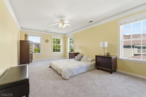 23 Crestview Drive Clinton NJ 08809