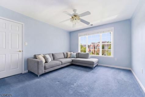 23 Crestview Drive Clinton NJ 08809