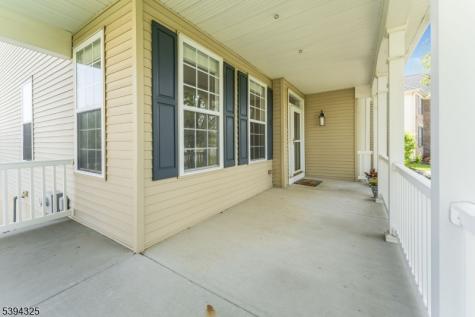 23 Crestview Drive Clinton NJ 08809