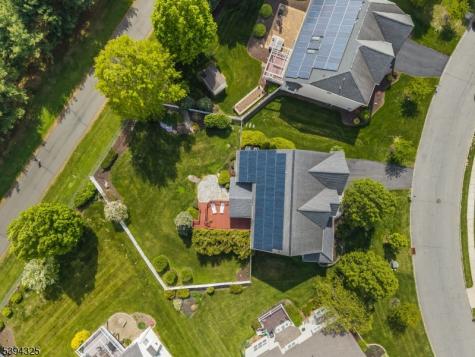 23 Crestview Drive Clinton NJ 08809