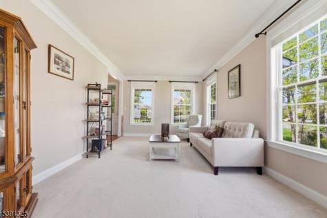 23 Crestview Drive Clinton NJ 08809