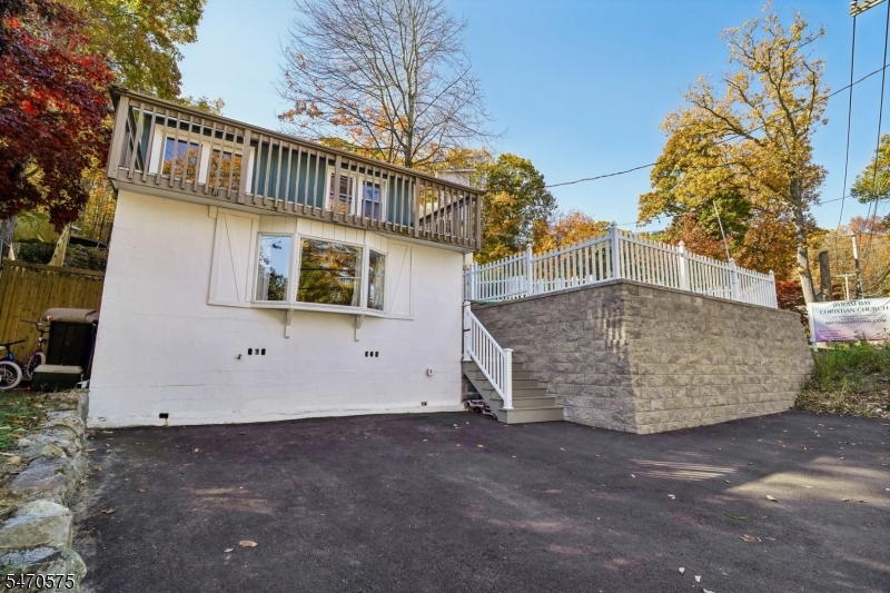 218 Maxim Drive Hopatcong NJ 07843