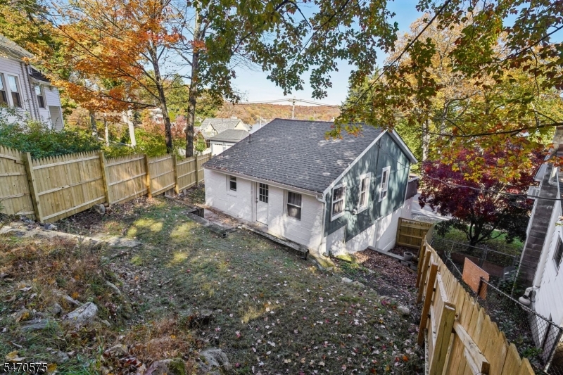 218 Maxim Drive Hopatcong NJ 07843