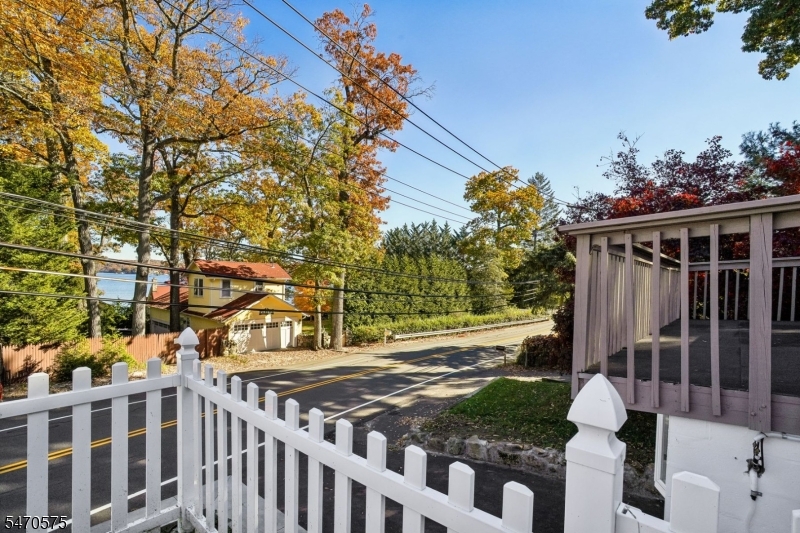 218 Maxim Drive Hopatcong NJ 07843