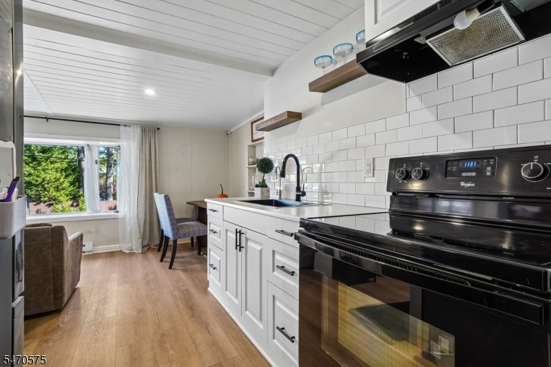 218 Maxim Drive Hopatcong NJ 07843