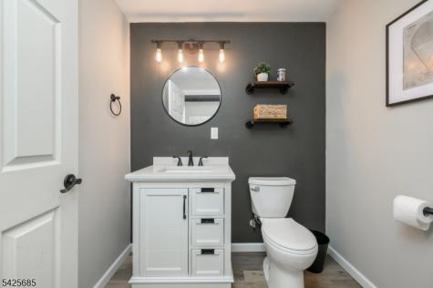 45 Lakeside Avenue Butler NJ 07405