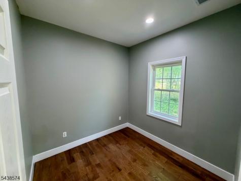 9 Beaver Trail Hardyston NJ 07460