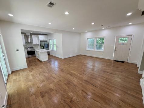 9 Beaver Trail Hardyston NJ 07460