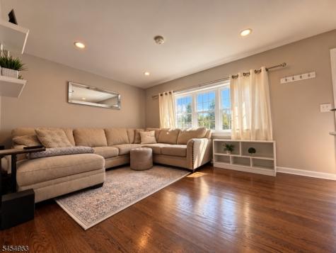 91 Lynwood Road Verona NJ 07044