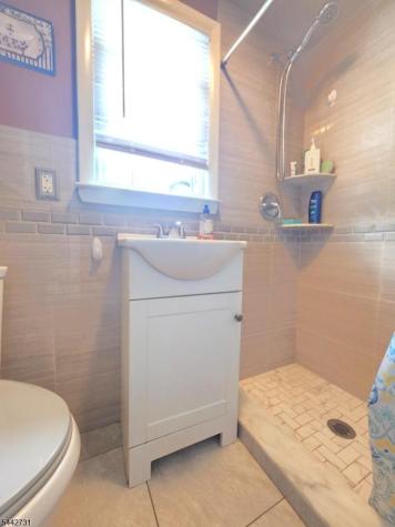 805 4TH Avenue Elizabeth NJ 07202