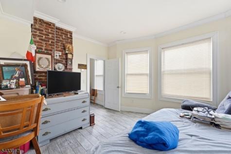 334 1ST Avenue Elizabeth NJ 07206