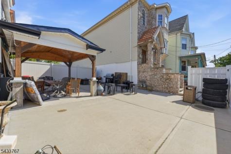 334 1ST Avenue Elizabeth NJ 07206