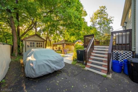 43 Brighton Avenue East Orange NJ 07017