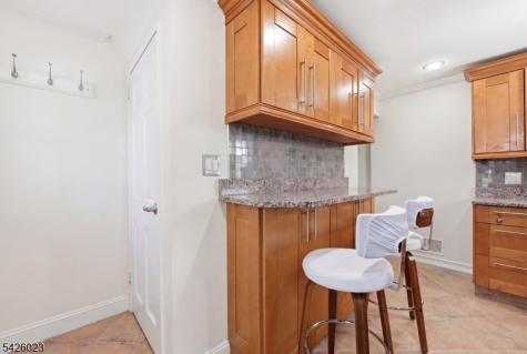 417 Brooklawn Avenue Roselle NJ 07203