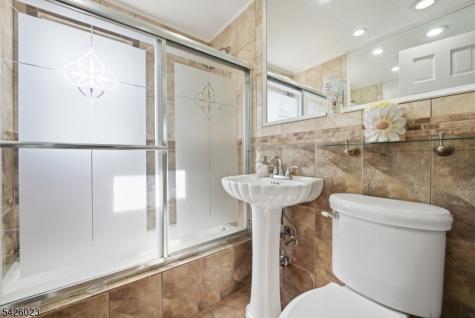 417 Brooklawn Avenue Roselle NJ 07203