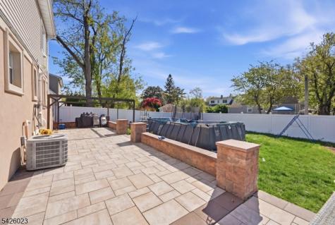 417 Brooklawn Avenue Roselle NJ 07203