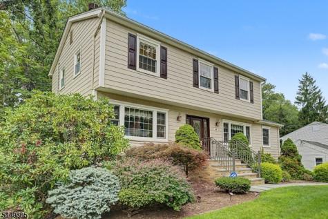 34 Cavell Place West Caldwell NJ 07006