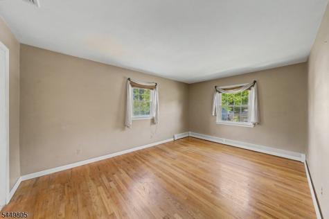 34 Cavell Place West Caldwell NJ 07006