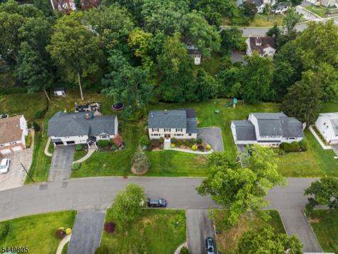 34 Cavell Place West Caldwell NJ 07006
