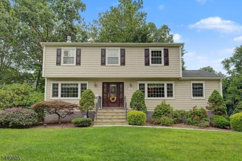 34 Cavell Place West Caldwell NJ 07006