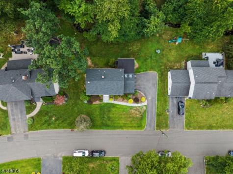 34 Cavell Place West Caldwell NJ 07006