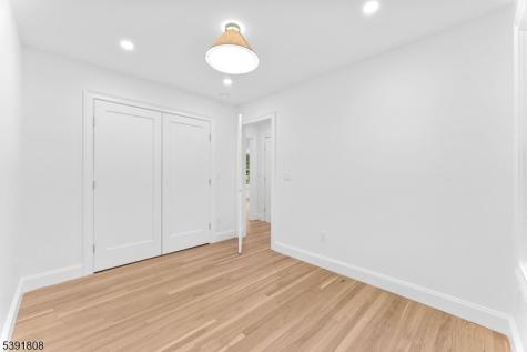 357 E Glen Avenue Ridgewood Village NJ 07450