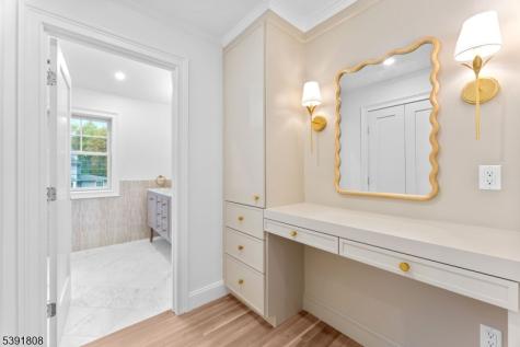 357 E Glen Avenue Ridgewood Village NJ 07450