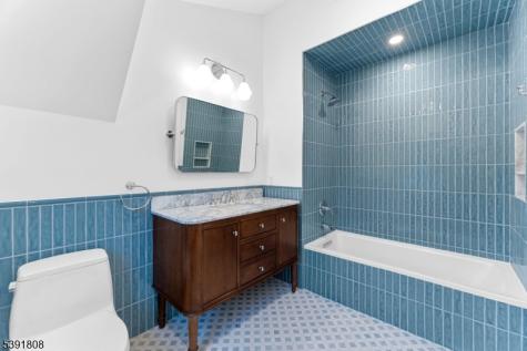 357 E Glen Avenue Ridgewood Village NJ 07450