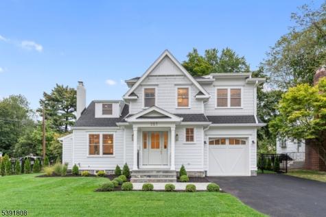 357 E Glen Avenue Ridgewood Village NJ 07450