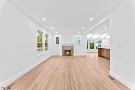 357 E Glen Avenue Ridgewood Village NJ 07450