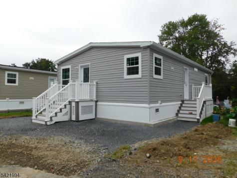 64 Back Street Oxford NJ 07863