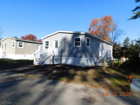 64 Back Street Oxford NJ 07863