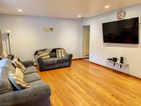 318 Cumberland Avenue Paterson NJ 07502