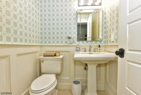523 Ewing Avenue Franklin Lakes NJ 07417