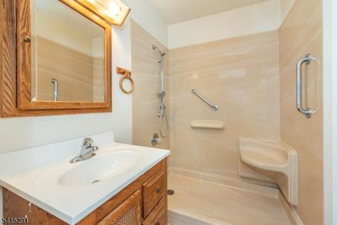 12 Baird Place Hanover NJ 07981