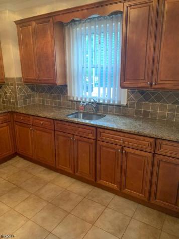 32 Hamilton Road Verona NJ 07044