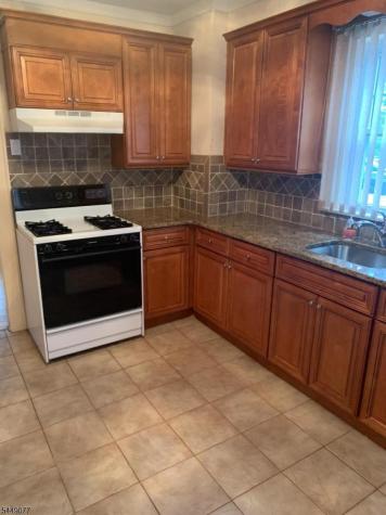 32 Hamilton Road Verona NJ 07044