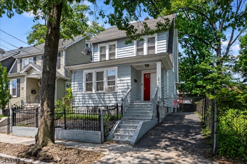 169 Vermont Avenue Newark NJ 07106