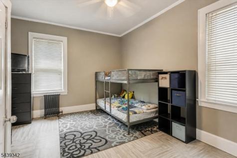 169 Vermont Avenue Newark NJ 07106