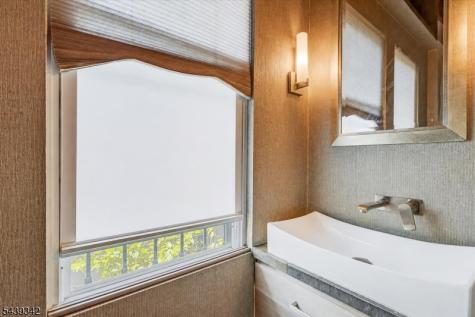 169 Vermont Avenue Newark NJ 07106