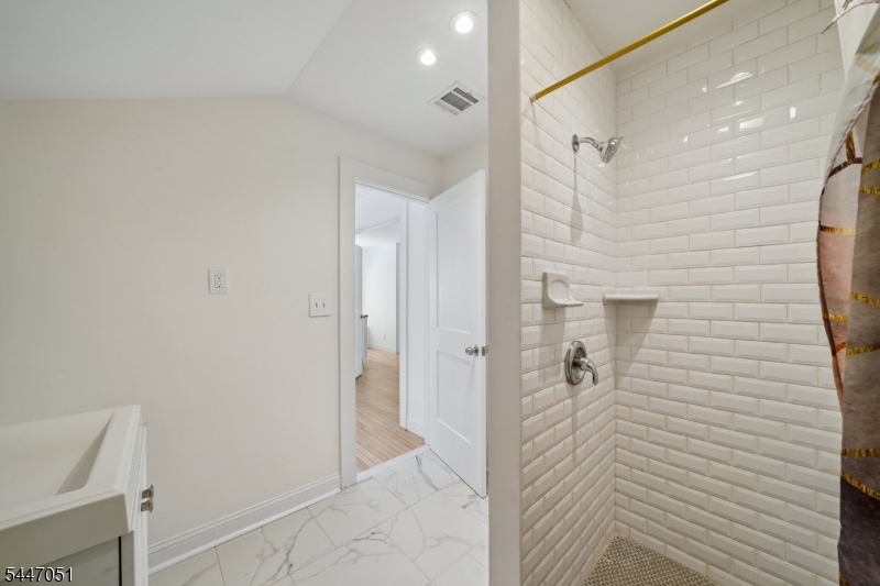 55 Naden Avenue Irvington NJ 07111
