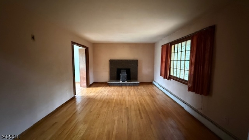 1865 RT565 Vernon NJ 07418