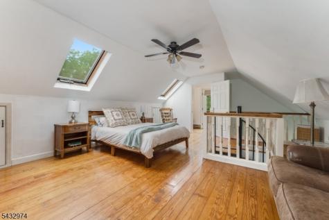 2 Sloan Lane Lebanon NJ 08833