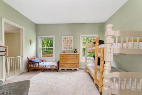 2 Sloan Lane Lebanon NJ 08833