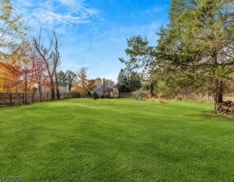 2 Sloan Lane Lebanon NJ 08833