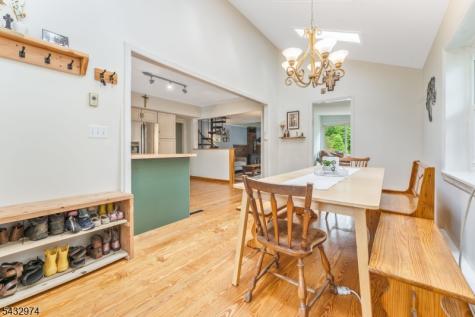 2 Sloan Lane Lebanon NJ 08833